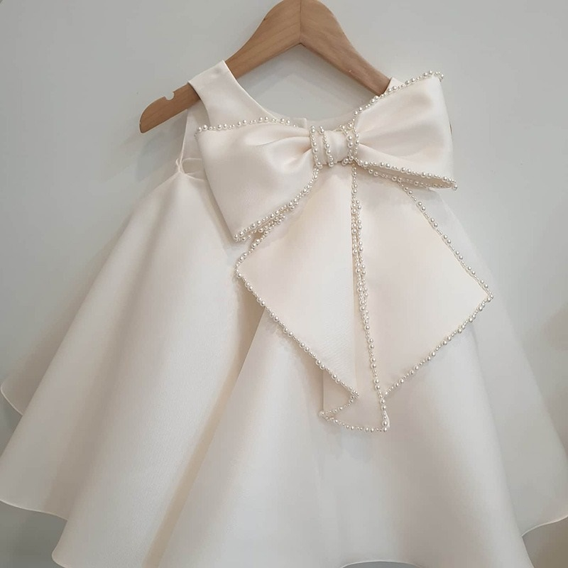 Elegant Pearl Bow Sleeveless Dress