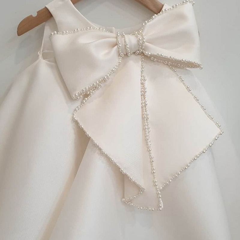 Elegant Pearl Bow Sleeveless Dress